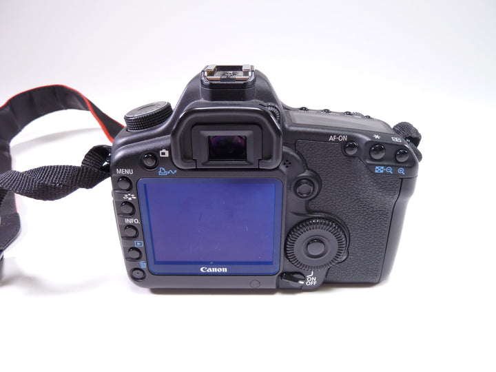Canon EOS 5D Mark II Body Shutter Count  14646 Digital Cameras - Digital SLR Cameras Canon 151004338