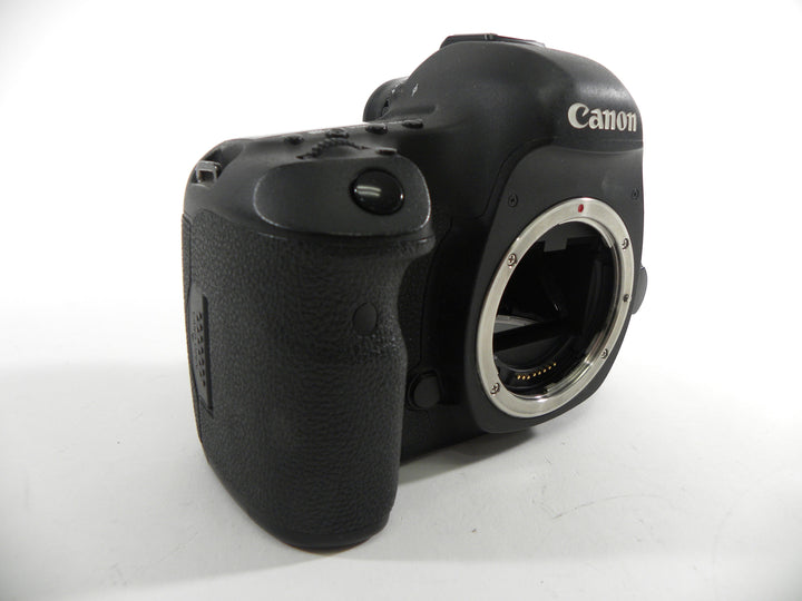 Canon EOS 5D Mark III 22.3mp Digital SLR Body Only S/C 20,427 Digital Cameras - Digital SLR Cameras Canon 082034000137