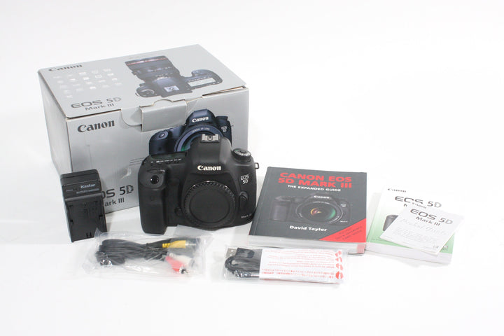 Canon EOS 5D Mark III Body Only  - Shutter Count 4444 Digital Cameras - Digital SLR Cameras Canon 082024003183