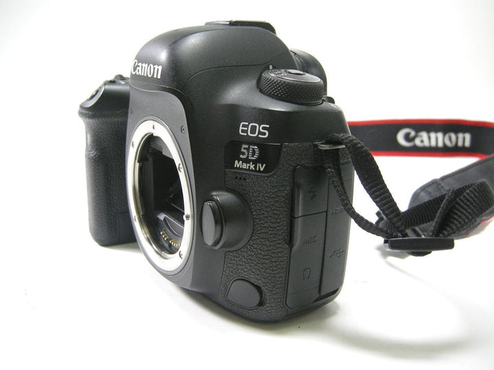 Canon EOS 5D Mark IV 30.4mp Digital SLR Body Only Shutter Ct. #182,821 Digital Cameras - Digital SLR Cameras Canon 022021003274