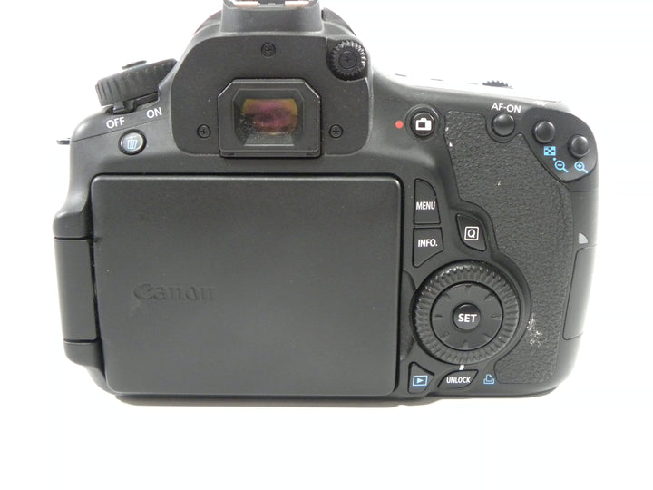 Canon EOS 60D 18.0mp Digital SLR body only shutter ct. #4,834 Digital Cameras - Digital SLR Cameras Canon 670402412