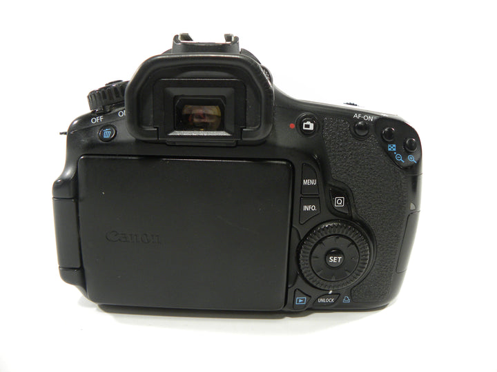 Canon EOS 60D 18.0mp Digital SLR w/18-55 Shutter Ct. 58,186 Digital Cameras - Digital SLR Cameras Canon 2871474965