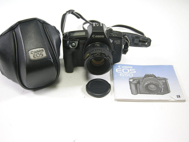 Canon EOS 650 35mm SLR w/EF 50mm f1.8 35mm Film Cameras - 35mm SLR Cameras Canon 1075025