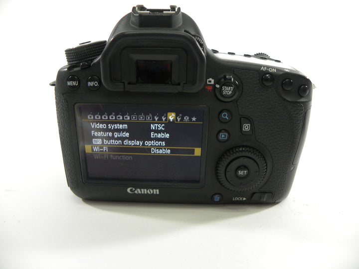 Canon EOS 6D 20.2mp Digital SLR Body Only Shutter Ct. 116,311 Digital Cameras - Digital SLR Cameras Canon 122153000052