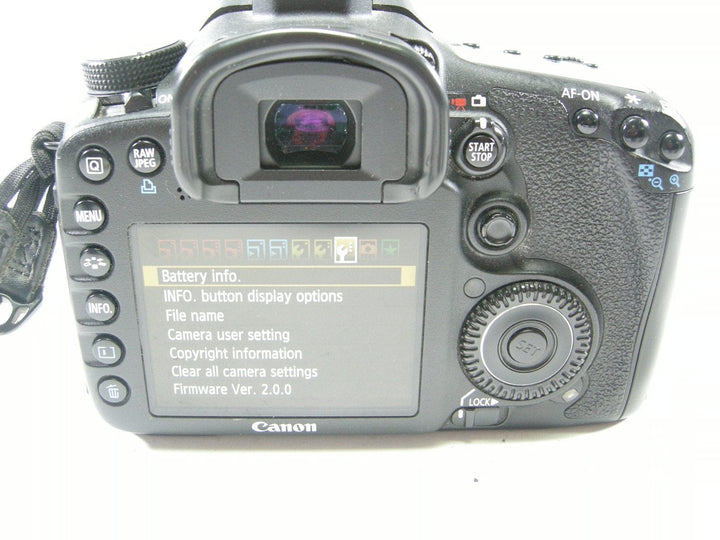 Canon EOS 7D 18mp Digital SLR Body Only Shutter Ct. 81,589 Digital Cameras - Digital SLR Cameras Canon 1070703589