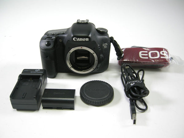 Canon EOS 7D 18mp Digital SLR Body Only Shutter Ct. 81,589 Digital Cameras - Digital SLR Cameras Canon 1070703589