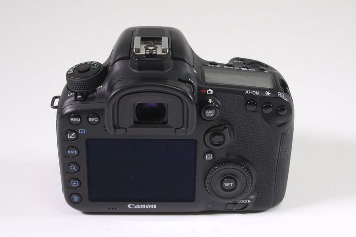 Canon EOS 7D Mark II Body Only - Shutter Count 38949 Digital Cameras - Digital SLR Cameras Canon 052021003040