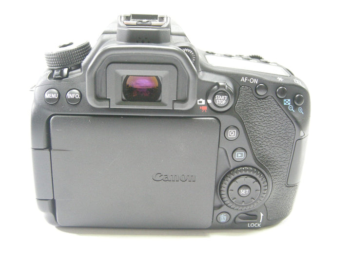 Canon EOS 80D 24.2mp Digital SLR body only Shutter Ct. 40,652 Digital Cameras - Digital SLR Cameras Canon 412024000329