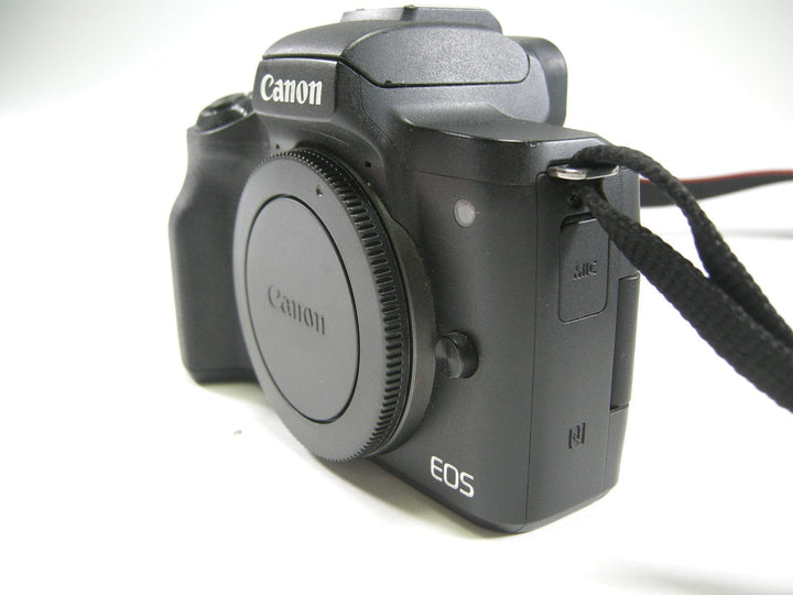 Canon EOS M50 24.1mp Mirrorless Digital Camera Body only Shutter Ct. >2000 Digital Cameras - Digital Mirrorless Cameras Canon 882049001764