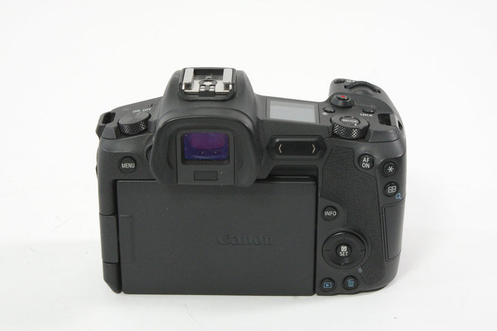Canon EOS R w/Battery Grip BG-E22 - Shutter Count 62000 or less Digital Cameras - Digital Mirrorless Cameras Canon 022021000230