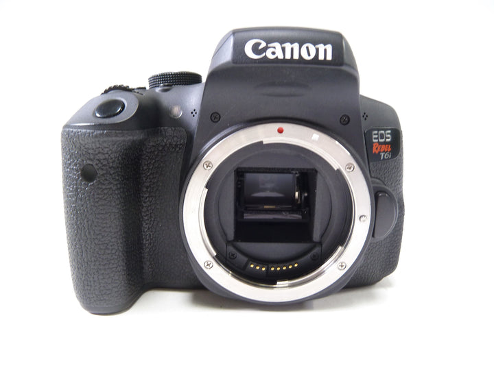 Canon EOS Rebel T6i w/ 18-55 IS STM Lens Shutter Count 13102 Digital Cameras - Digital SLR Cameras Canon 022021000894