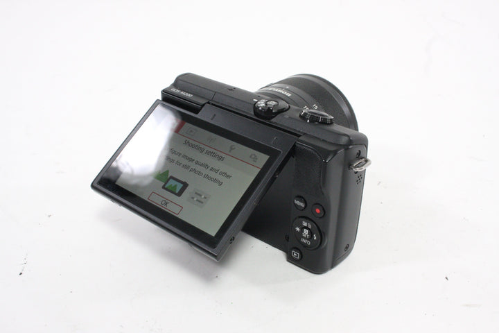 Canon M200 Mirrorless Camera with 15-45mm f/3.5-6.3 IS STM Lens Digital Cameras - Digital Mirrorless Cameras Canon 122072000576