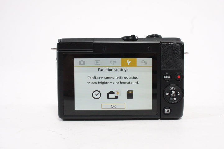 Canon M200 Mirrorless Camera with 15-45mm f/3.5-6.3 IS STM Lens Digital Cameras - Digital Mirrorless Cameras Canon 122072000576