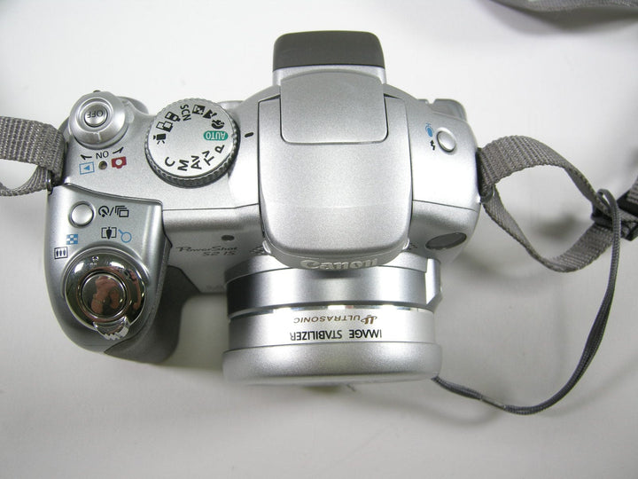 Appareil Photo Canon PowerShot S2IS - 5MP, Zoom 12x, Pour Pièces Ou Réparation