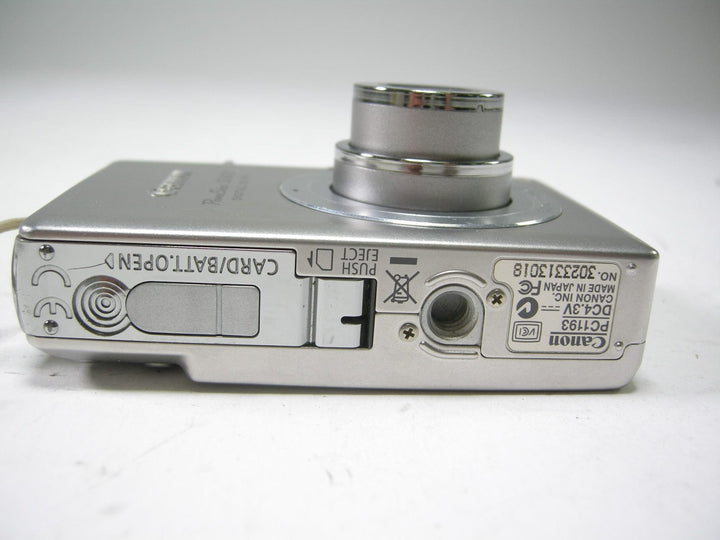 Canon Power Shot SD600 6.0mp Digital Elph (Silver) Digital Cameras - Digital Point and Shoot Cameras Canon 3023313018