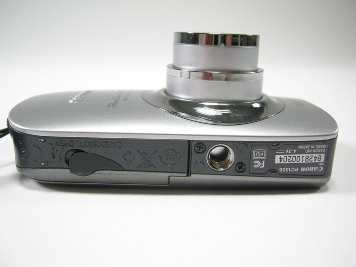 Canon Power Shot SD960 IS 12.1mp Digital Camera (Silver) Digital Cameras - Digital Point and Shoot Cameras Canon 8428100204