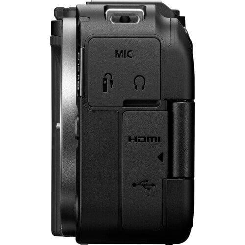 Canon R50 V with 14-30mm f4/6.3  Lens Digital Cameras - Digital Point and Shoot Cameras Canon CAN6895C012