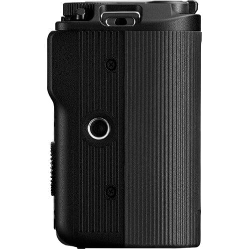 Canon R50 V with 14-30mm f4/6.3  Lens Digital Cameras - Digital Point and Shoot Cameras Canon CAN6895C012