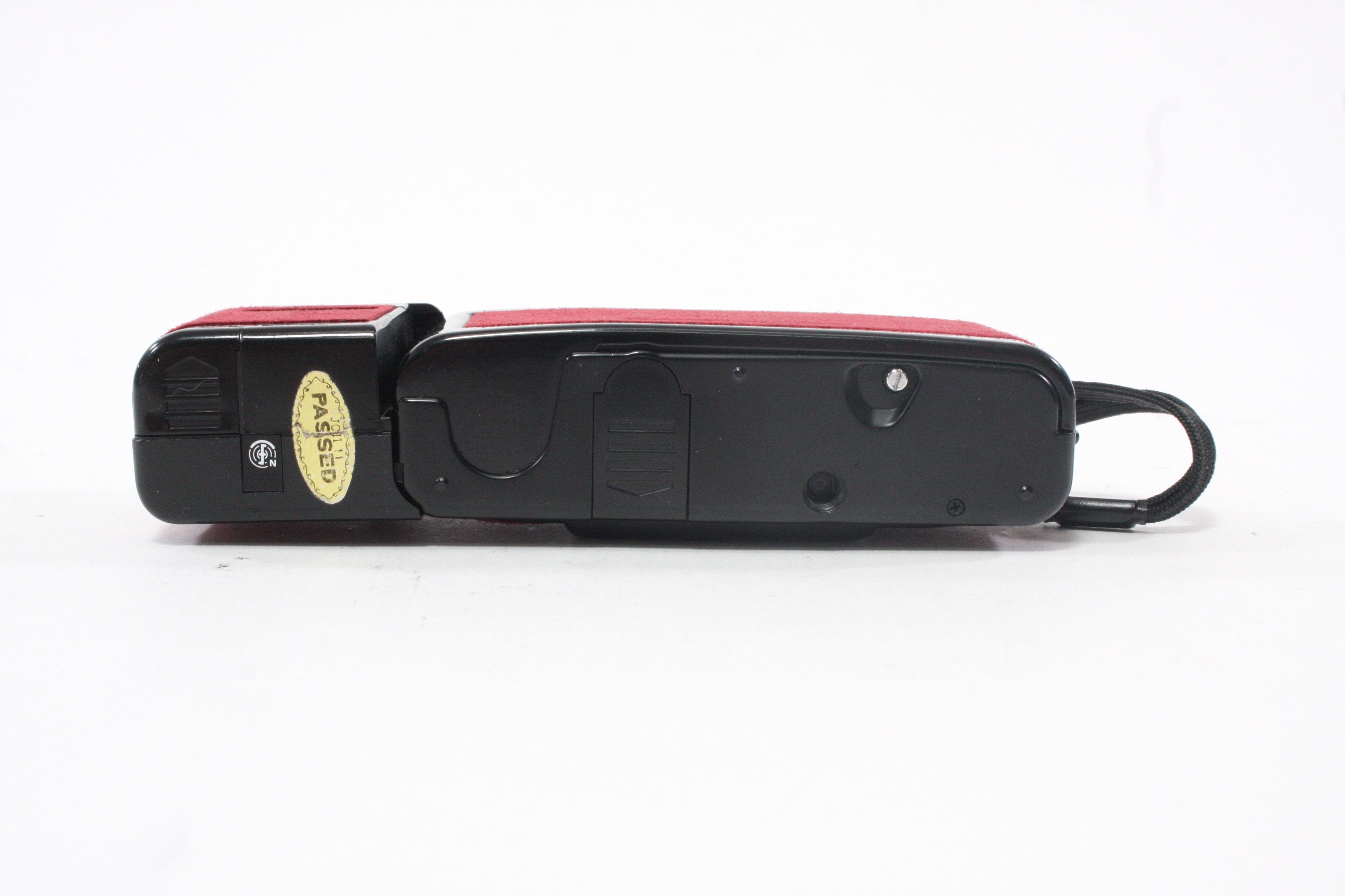 Chinon Bellami S-120 with Flash – Camera Exchange