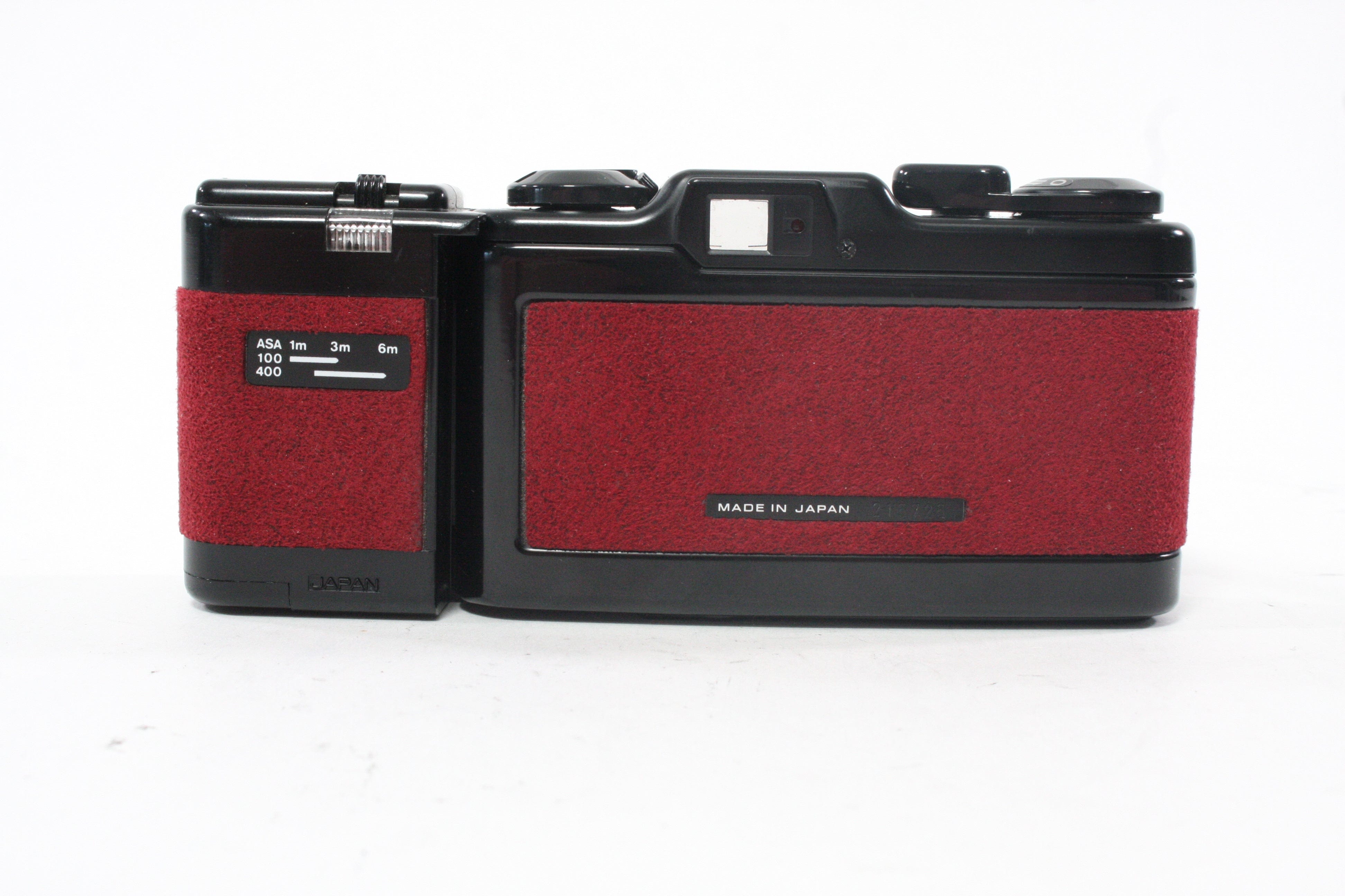 Chinon Bellami S-120 with Flash – Camera Exchange