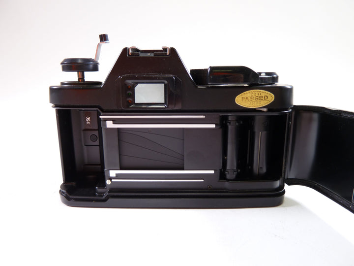 Chinon CM-5 35mm SLR Film Camera w/ 50mm Lens 35mm Film Cameras - 35mm SLR Cameras Chinon 219626