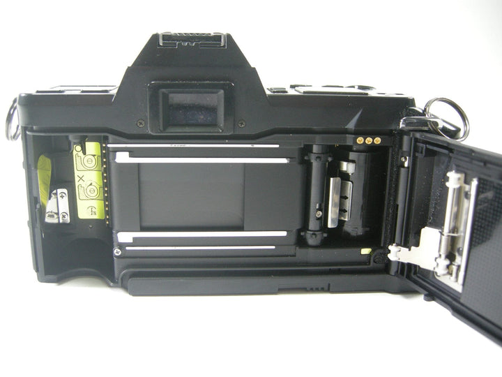Chinon CP-7M 35mm SLR Multi Program w/50mm f1.9 35mm Film Cameras - 35mm SLR Cameras Chinon 456437