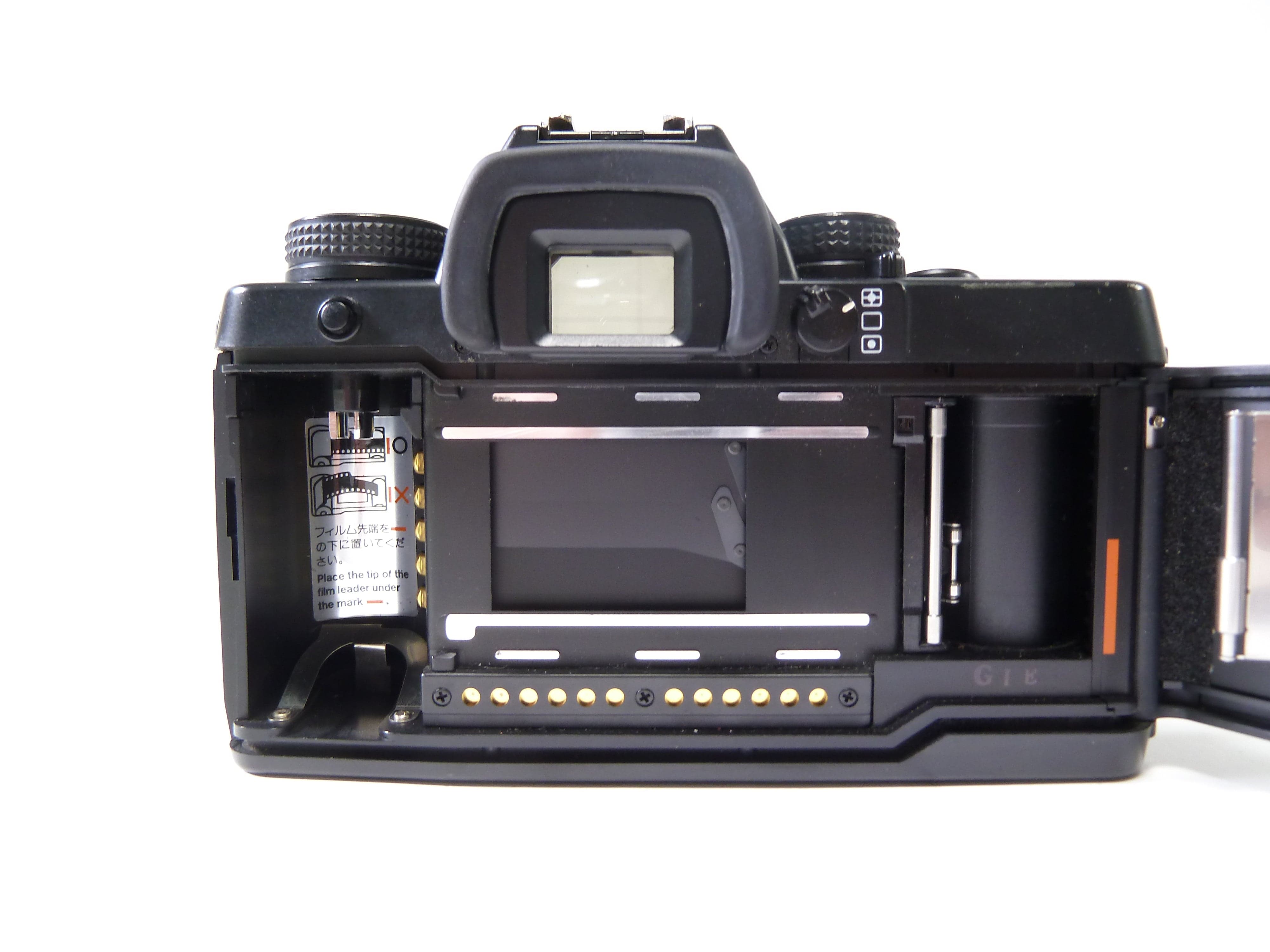 Contax Aria w/Yashica 50mm f/1.9 Lens – Camera Exchange