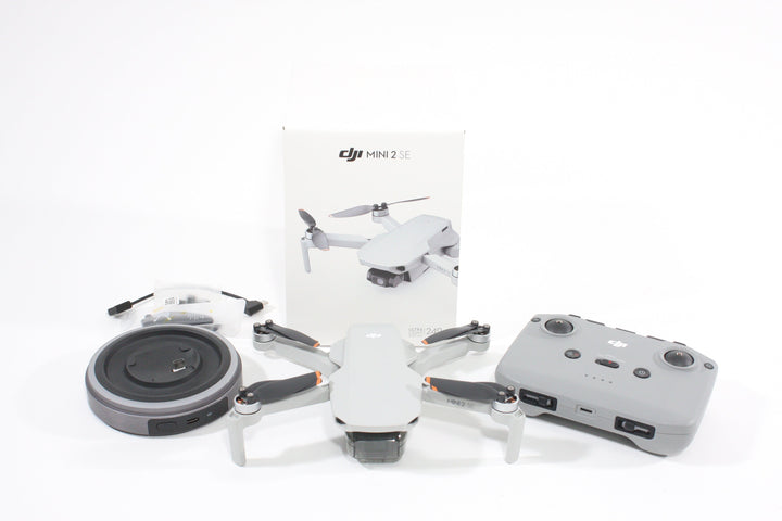 DJI Mini 2 SE Drone with Charging Base Drones and Accessories DJI 1581F6CDA245GML2VCLJ