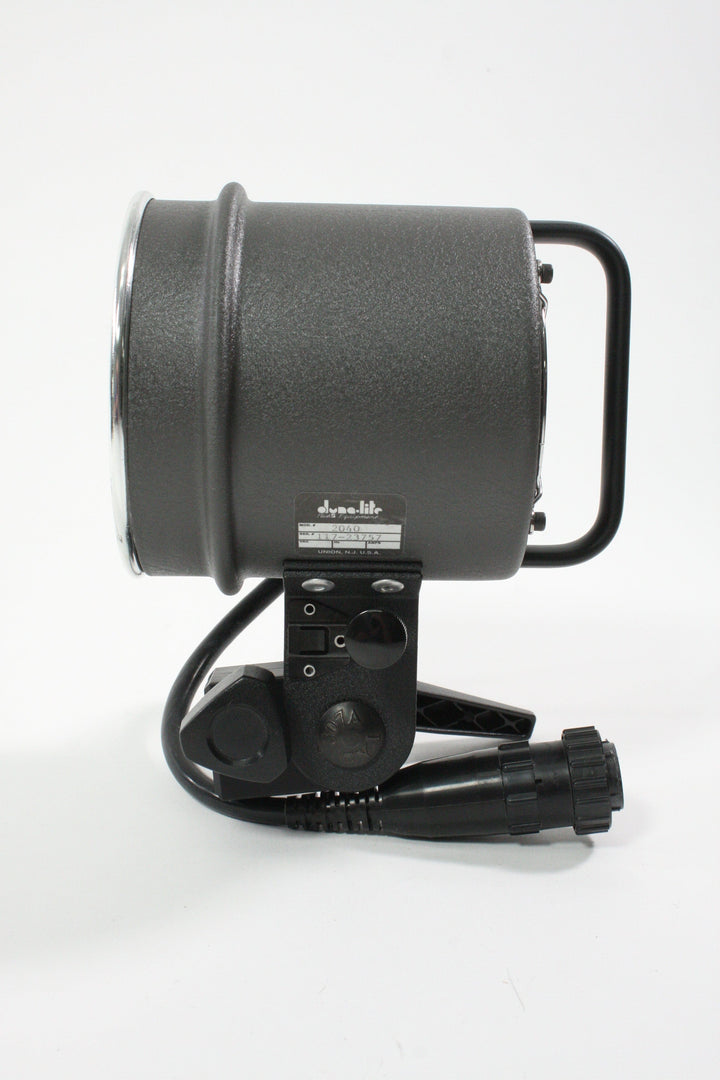 Dynalite 1000 - 2 Strobe Kit with Stands and Umbrellas Studio Lighting and Equipment Dynalite 117-3115