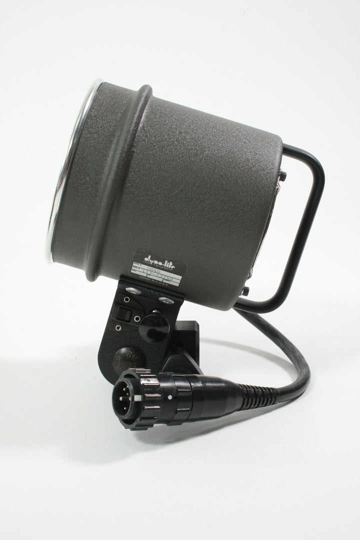 Dynalite 1000 - 2 Strobe Kit with Stands and Umbrellas Studio Lighting and Equipment Dynalite 117-3115