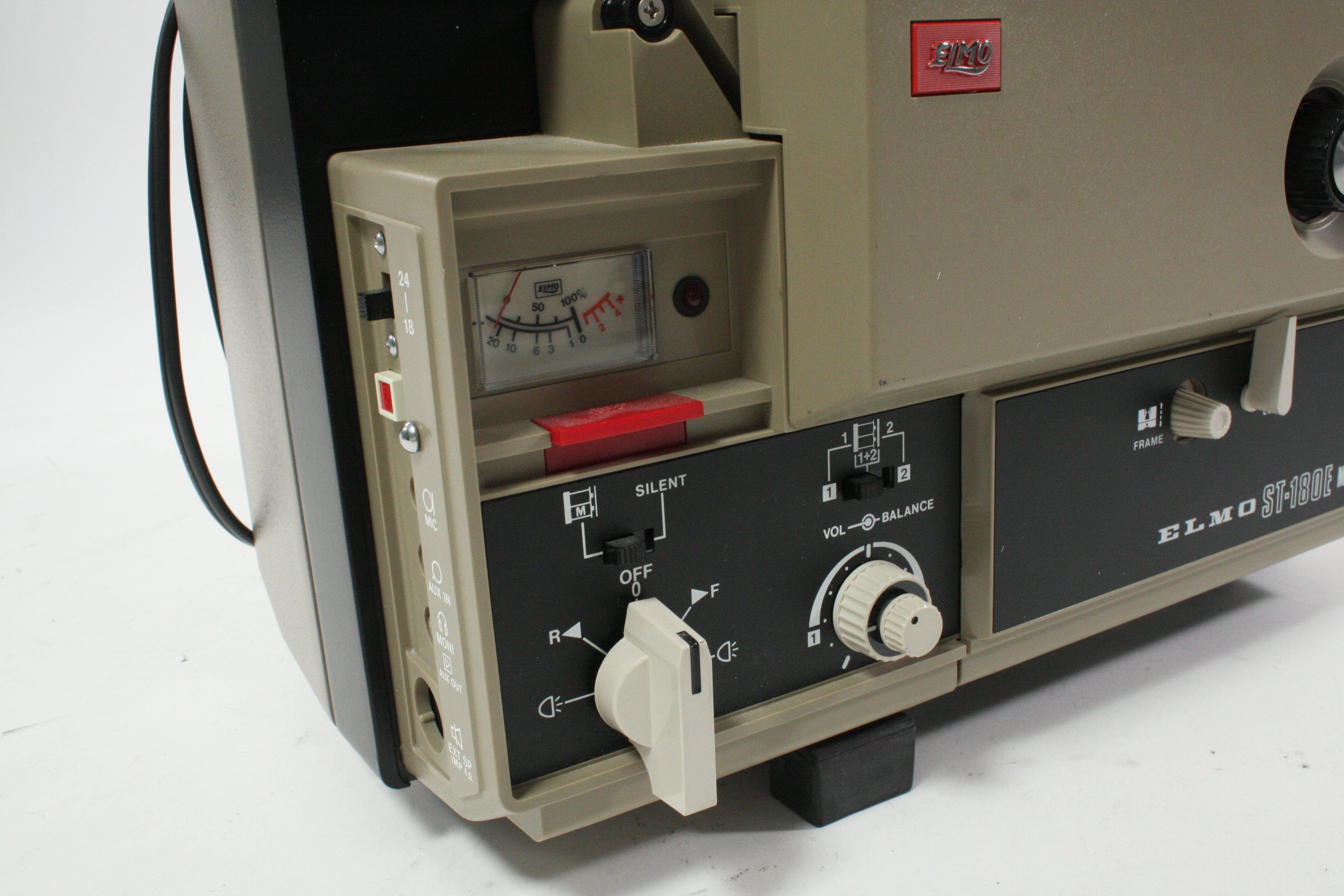 Elmo ST-180E M 2-Track Super 8 Sound Projector with 15-25mm f/1.3