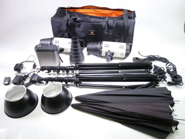 Flashpoint 620M 2 Light Kit (Includes case, umbrellas, and BP1 battery) Studio Lighting and Equipment - Battery Powered Strobes Flashpoint FP620M11921