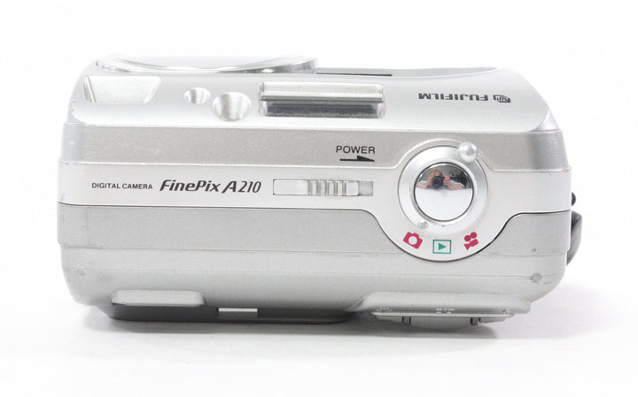Fuji A210 Digital Camera 3x Zoom 3.2mp Digital Cameras - Digital Point and Shoot Cameras Fujifilm 3MA03850