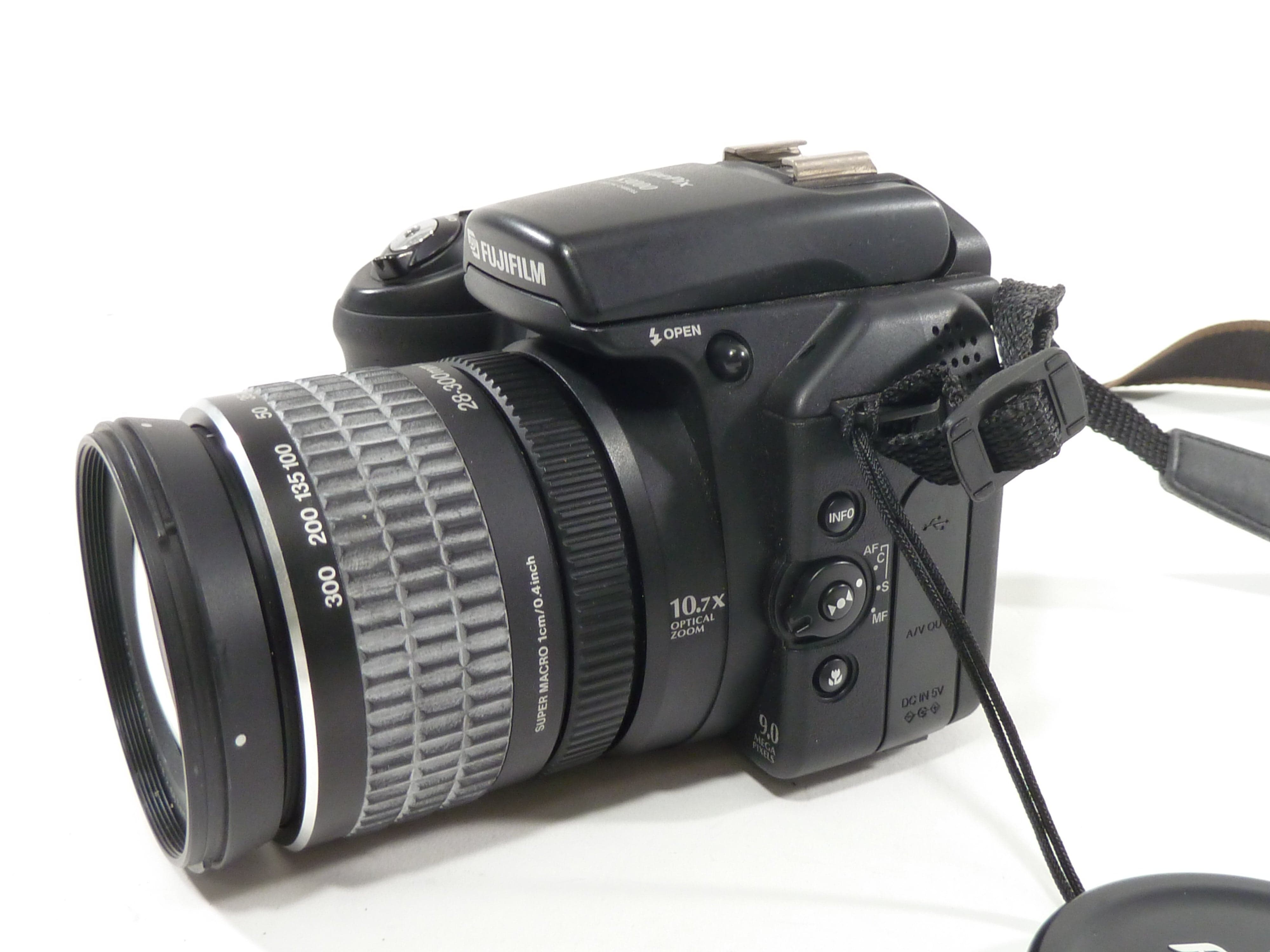 Fuji Finepix S9000 9.0mp Digital Camera – Camera Exchange