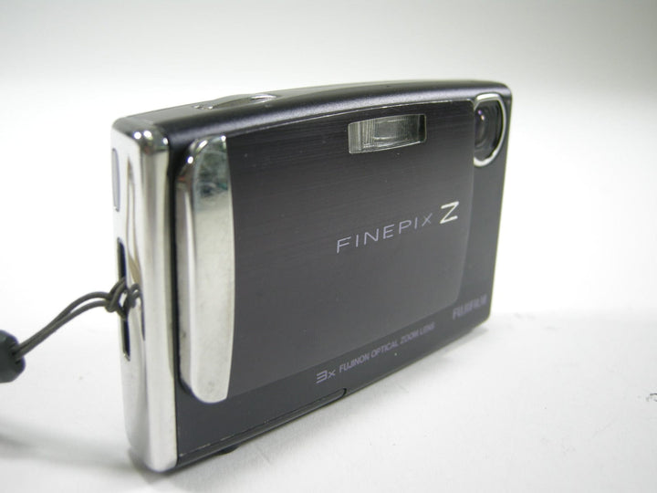 Fuji Finepix Z10 FD 7.2mp Digital camera (Purple) Digital Cameras - Digital Point and Shoot Cameras Fuji 7W729559