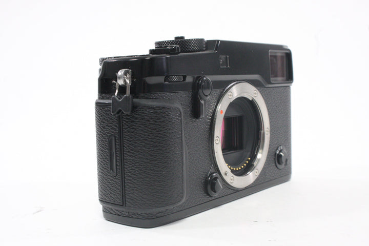 Fuji X Pro2 Digital Mirrorless Camera with Shutter Count 2,515 Digital Cameras - Digital Mirrorless Cameras Fuji 64050686