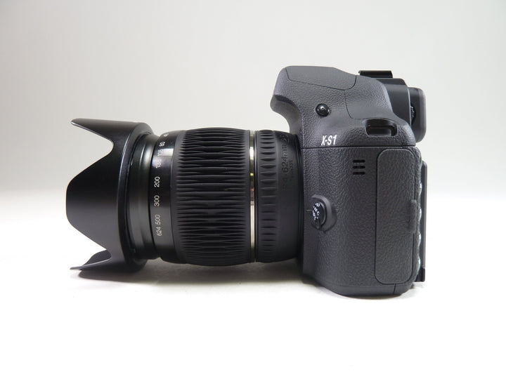 Fuji X-S1 Bridge Camera 24-624mm f/2.8-5.6 Digital Cameras - Digital Point and Shoot Cameras Fujifilm 34A01455