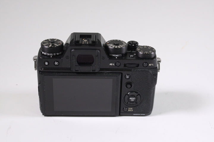 Fuji X-T2 Camera Body Only Digital Cameras - Digital Mirrorless Cameras Fujifilm 63A60032