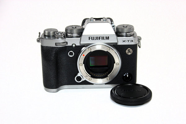 Fuji X-T3 Mirrorless Camera Body Only Shutter Count 309 Digital Cameras - Digital Mirrorless Cameras Fujifilm 8DA01994