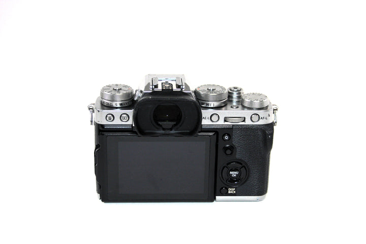 Fuji X-T3 Mirrorless Camera Body Only Shutter Count 309 Digital Cameras - Digital Mirrorless Cameras Fujifilm 8DA01994