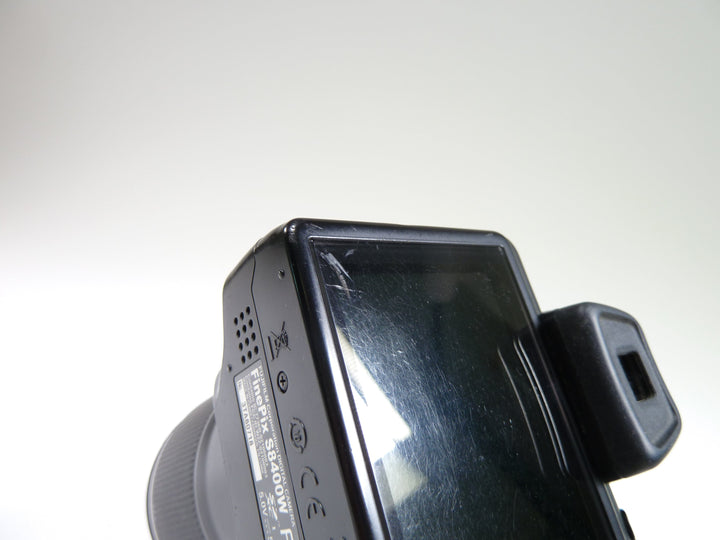 Fujifilm Fine Pix S8400W Digital Cameras - Digital Point and Shoot Cameras Fujifilm 3TA60718