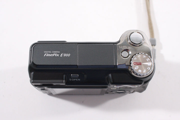 Fujifilm Finepix E900 Digital Cameras - Digital Point and Shoot Cameras Fujifilm 54A02524