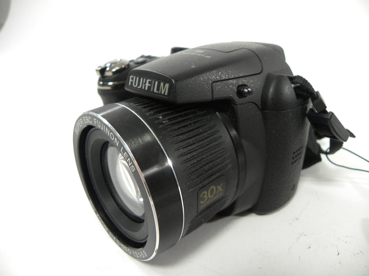 Fujifilm Finepix S4000 14mp Digital Camera Digital Cameras - Digital Point and Shoot Cameras Fujifilm 1TB50167
