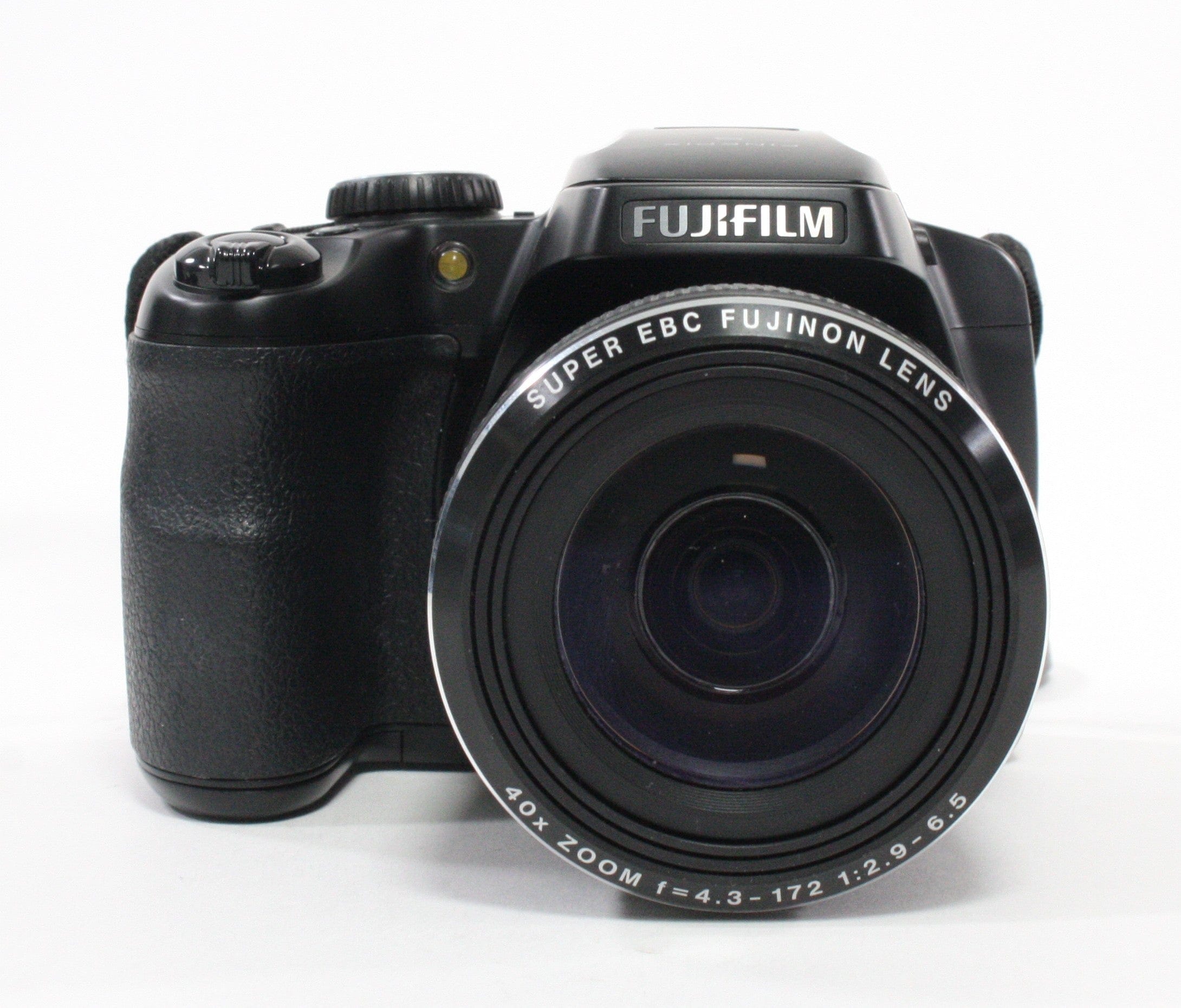 Fujifilm FinePix S8200 Digital Camera (incl case) – Camera Exchange