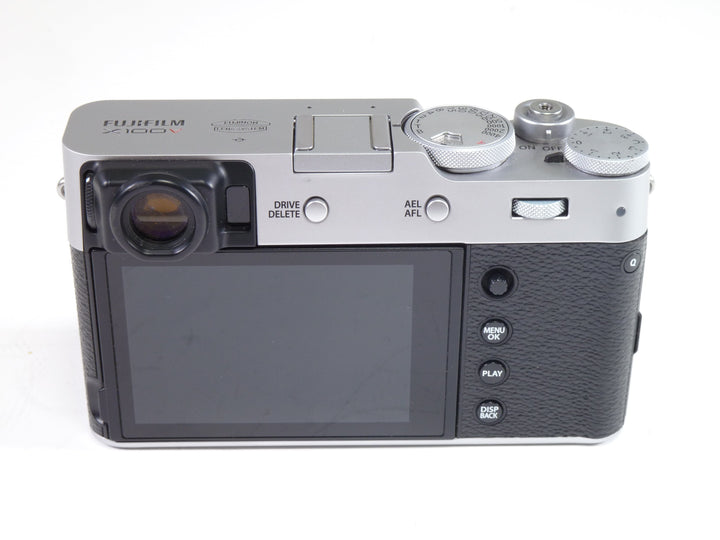 Fujifilm X100V Silver Shutter Count 3300 Camera Exchange