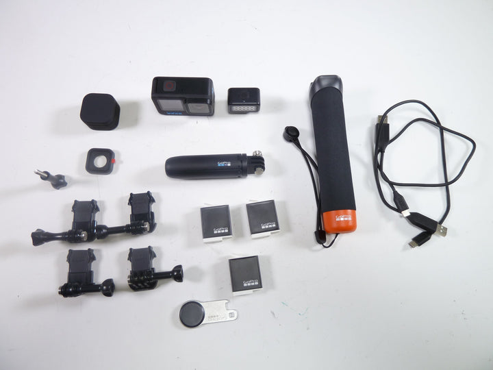 Go Pro Hero 11 with  Accessories Action Cameras and Accessories GoPro 032924314