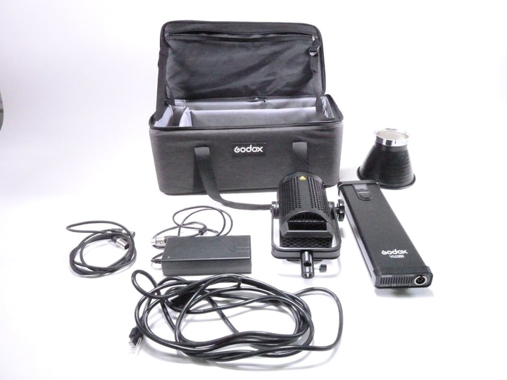 Godox VL 200 LED Video Light w/ Case Studio Lighting and Equipment - LED Lighting Godox 071823638