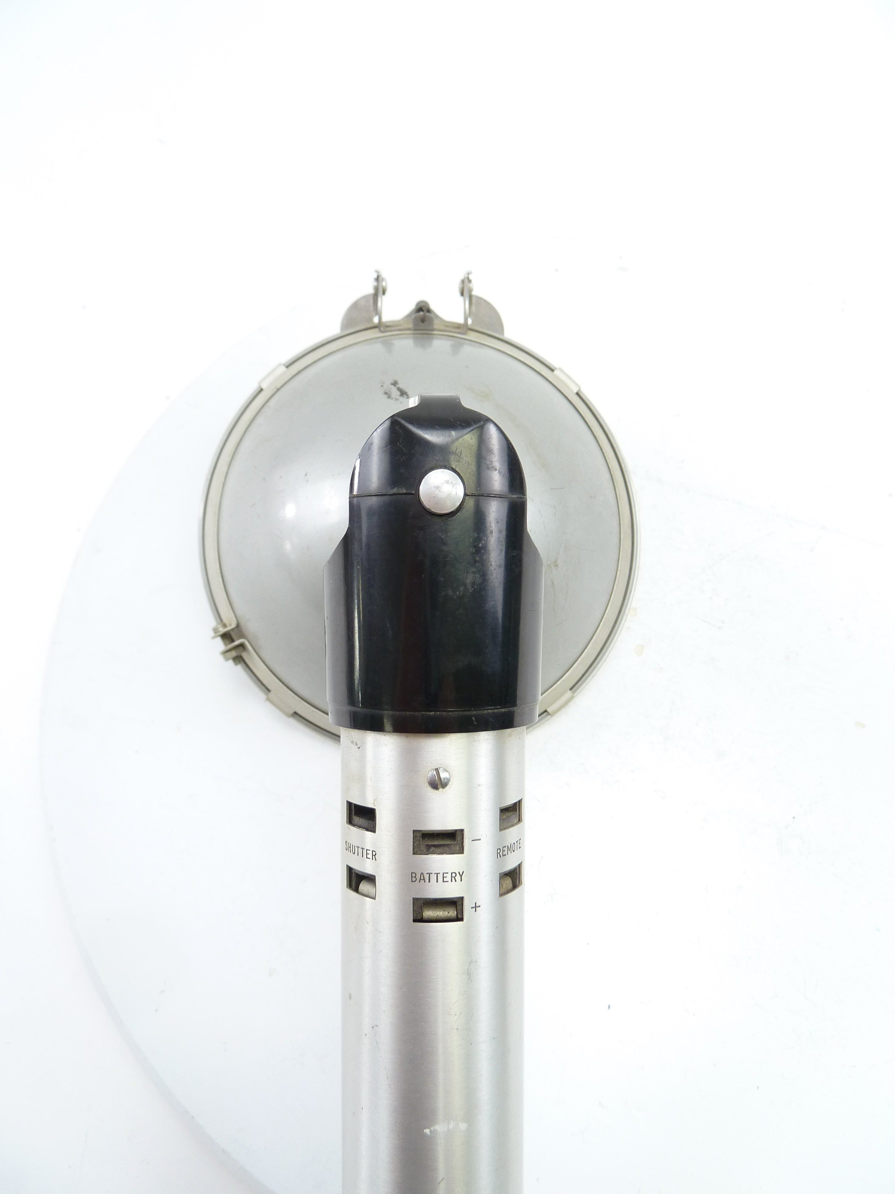 Graflex Flash Bulb Attachment 3 D Cell (Light Saber) – Camera Exchange