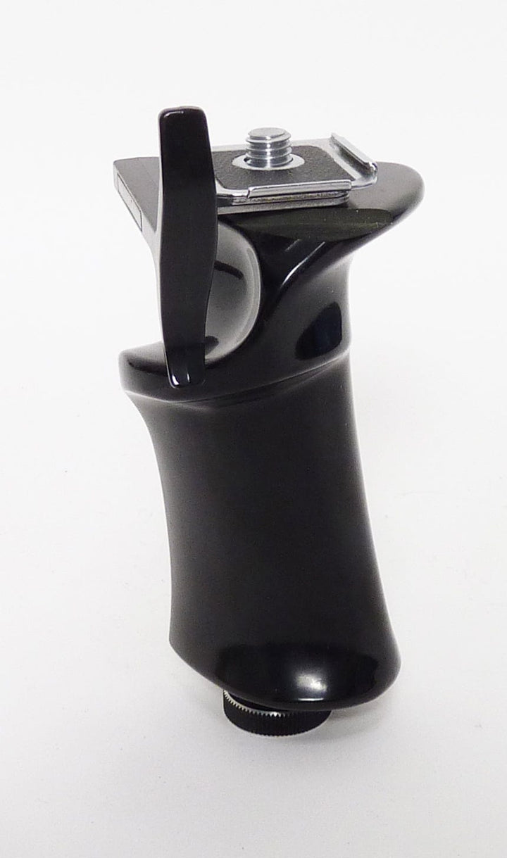 Hasselblad #45047 Left Handed Pistol Grip for 500C 500CM 2000FCM Cameras Grips, Brackets and Winders Hasselblad HASPISGRIP