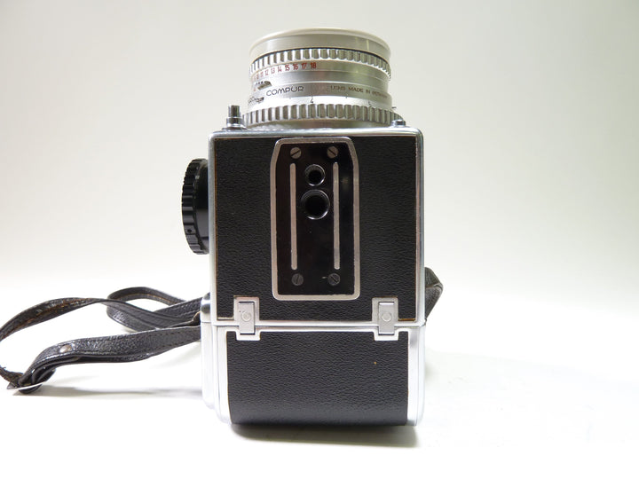 Hasselblad 500 C w/ Planar 80mm f/2.8 V Mount Medium Format Equipment - Medium Format Cameras Hasselblad TV45291